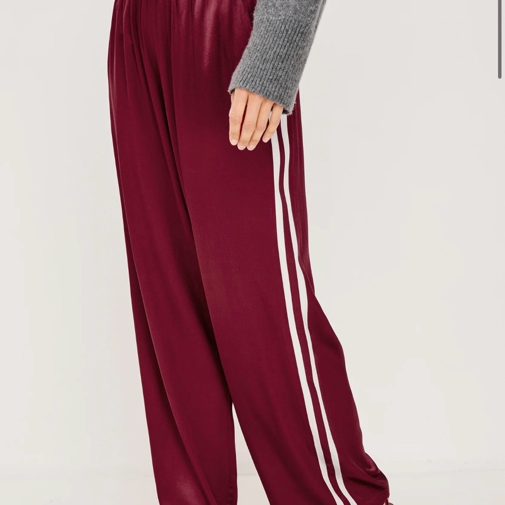 Merida Pant in Garnet